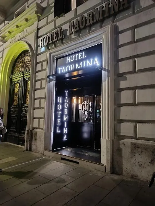 Hotel Taormina Rome