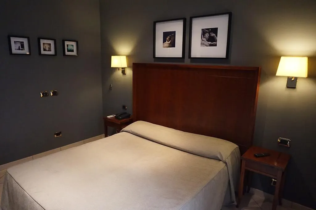 **  Hotel Taormina Rome Italy