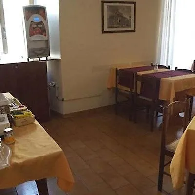 Hotel Taormina Rome