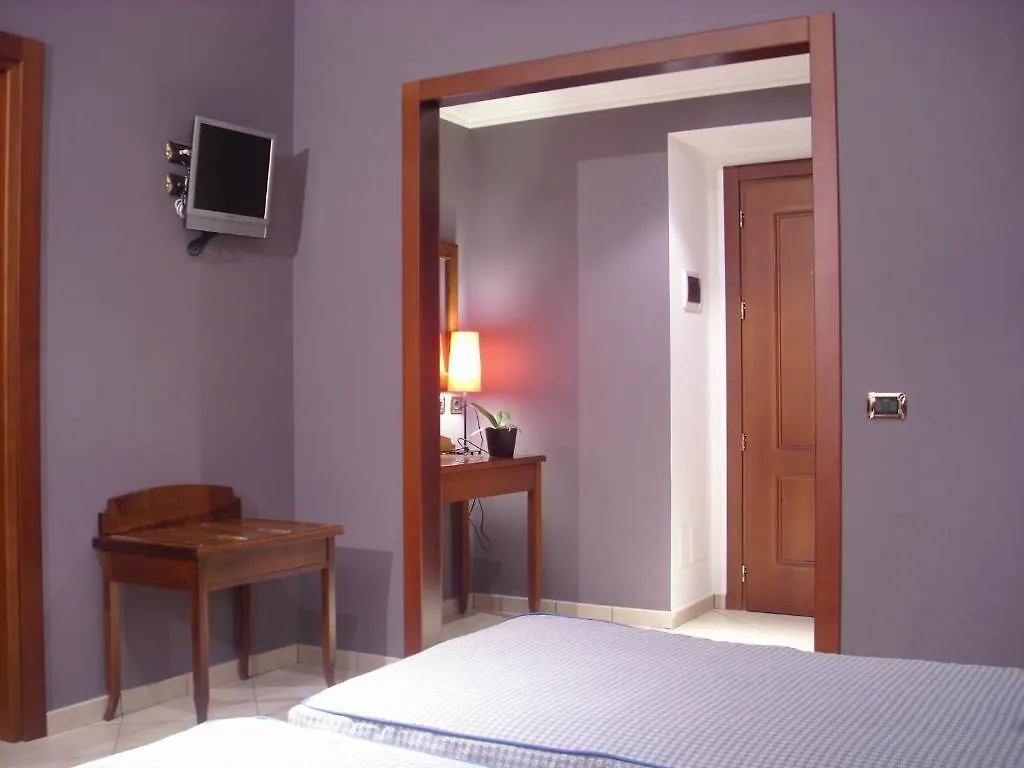 Hotel Taormina Rome