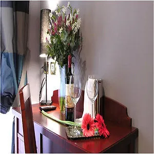 Hotel Taormina Rome 2*,