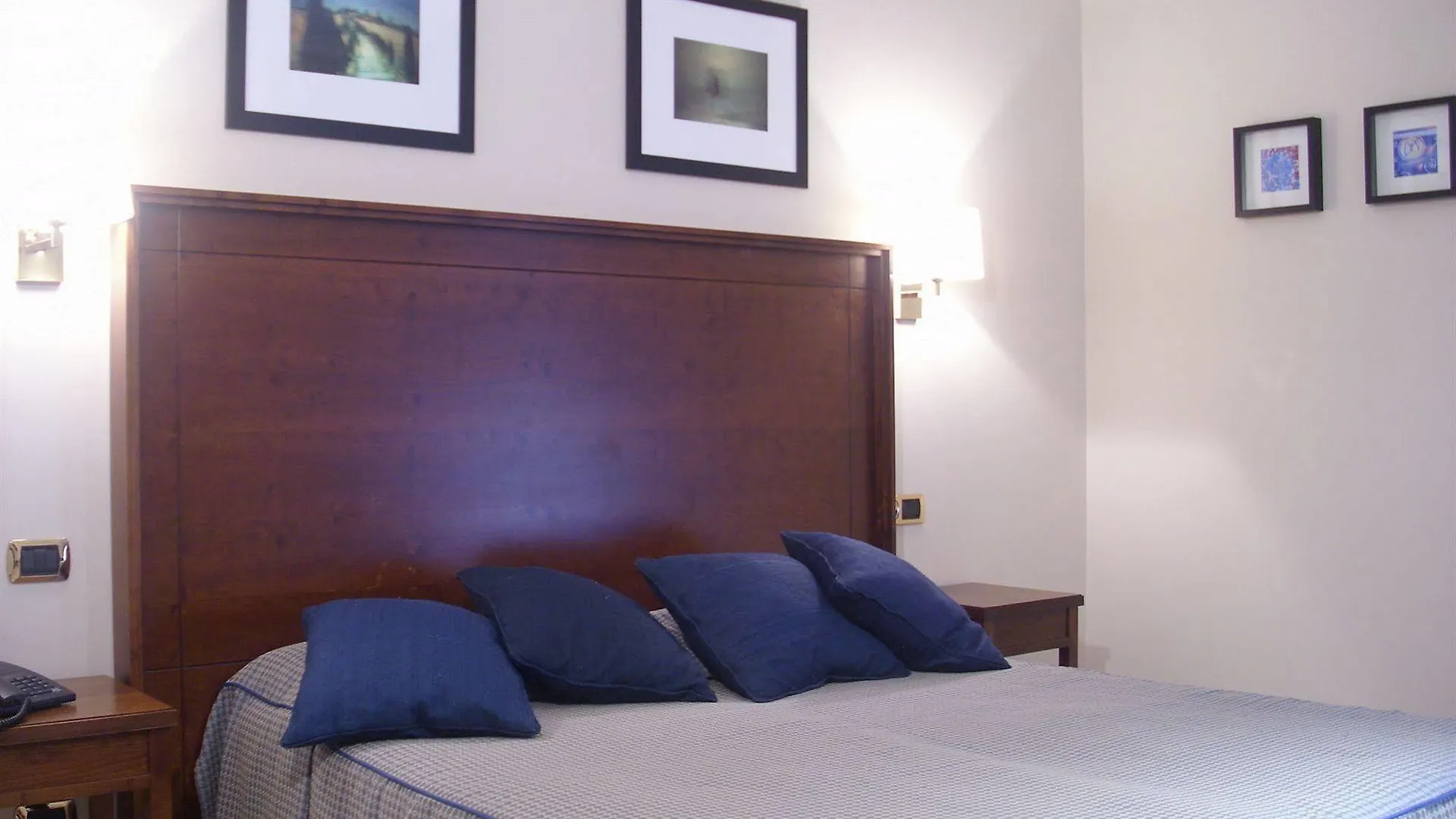 Hotel Taormina Rome