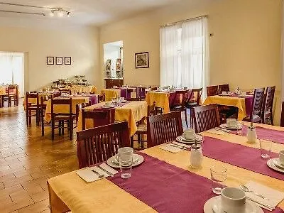 **  Hotel Taormina Rome Italie