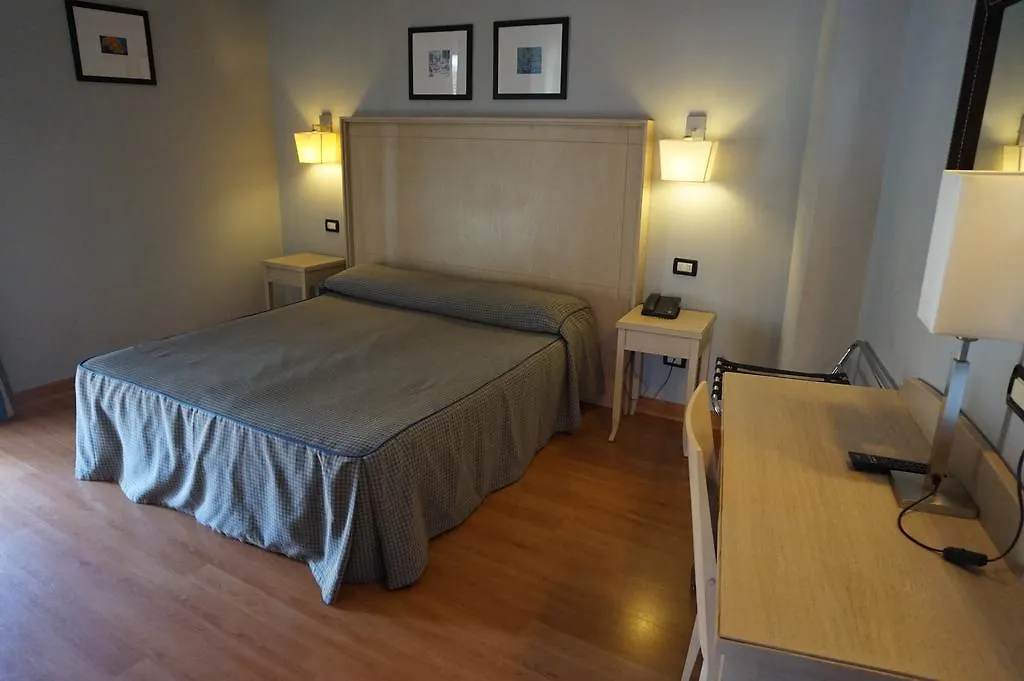 Hotel Taormina Rome