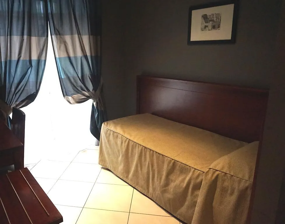 Hotel Taormina Rome 2*,  Italie